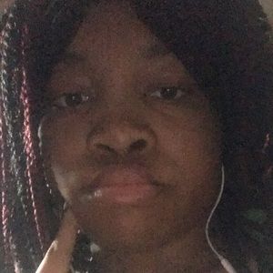 Meet your Posher, Kymora